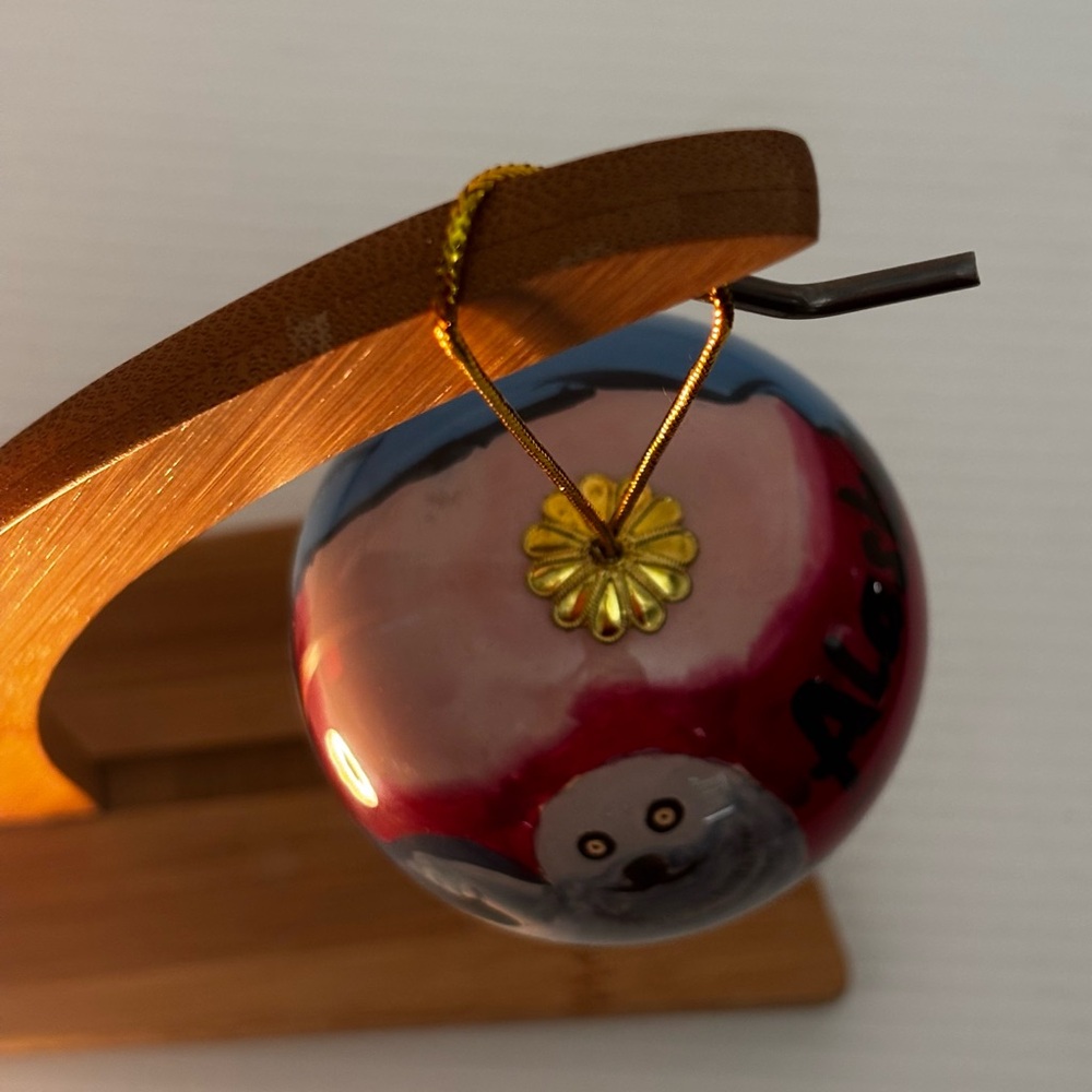 Inside Reverse Hand Painted Glass Ball Ornament Alaska White Seal - Picture 7 of 10